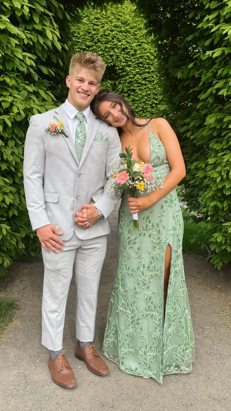 Classy Mermaid Spaghetti Straps Mint Green Sequin Split Long Prom Dresses Inspo Glitter Prom Gown RB1420