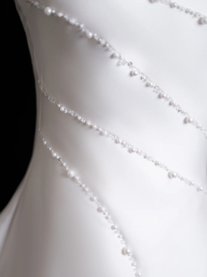 Timeless Ball Gown Strapless Sleeveless Satin Fitted Long Wedding Dress Bride Gown Wedding Dresses RB1876
