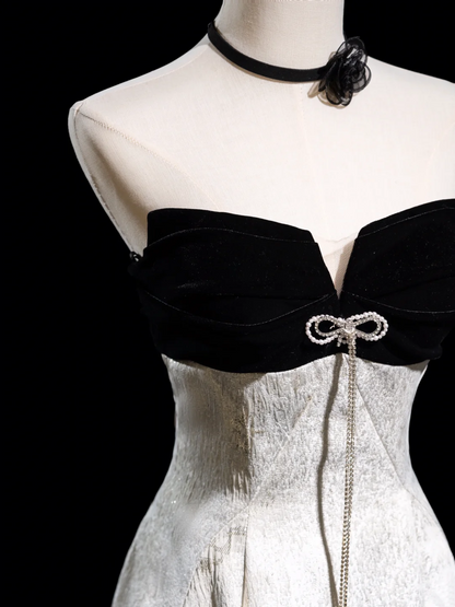 Retro A-Linie trägerloses langes Satin-Ballkleid, beeindrucken Sie mit Outfits zum 18. Geburtstag, Ballkleid RB1853