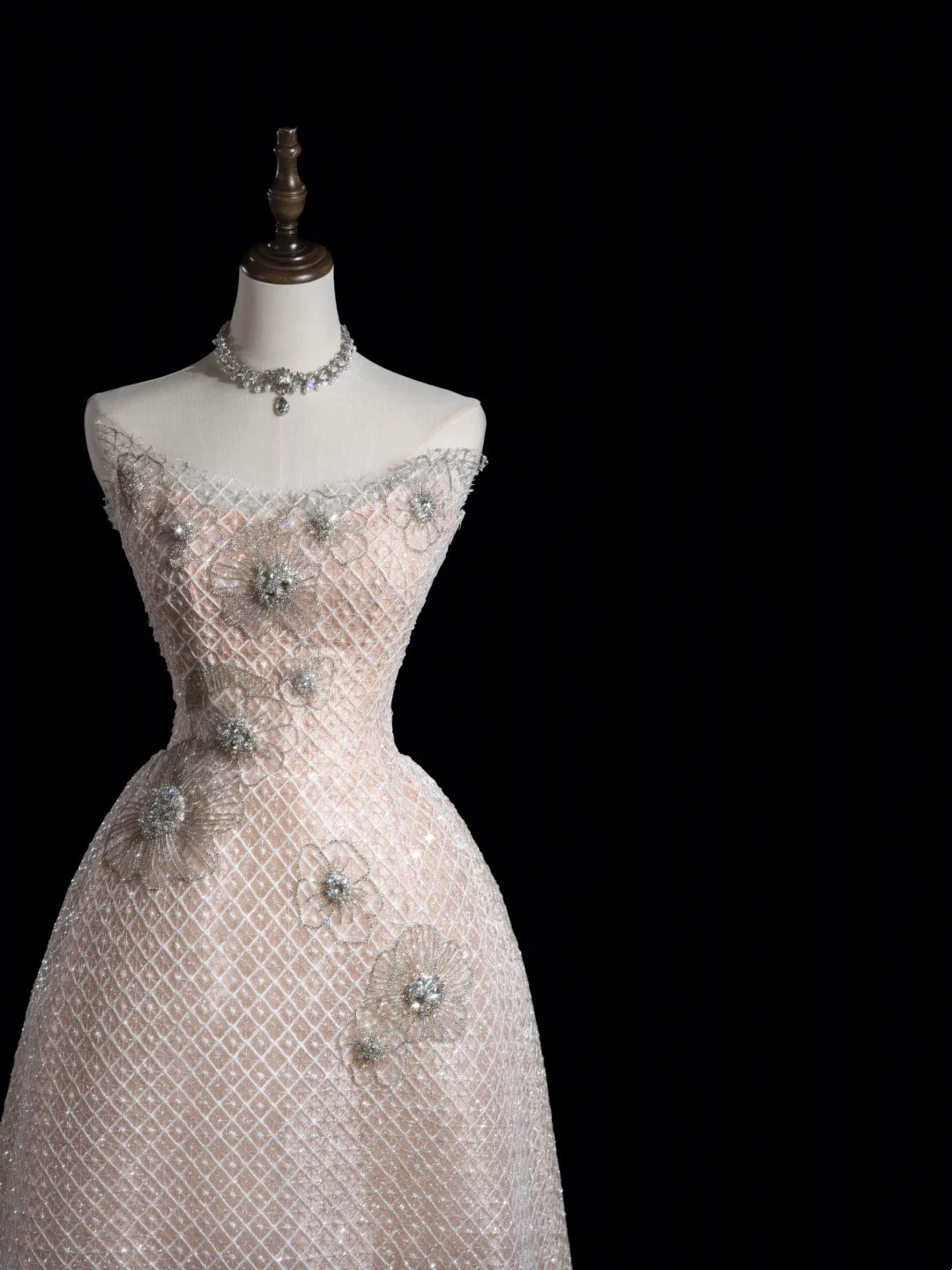Retro-Ballkleid, trägerlos, hellrosa, lange Pailletten, Ballkleider, beeindrucken, Outfits zum 18. Geburtstag, Ballkleid RB1887