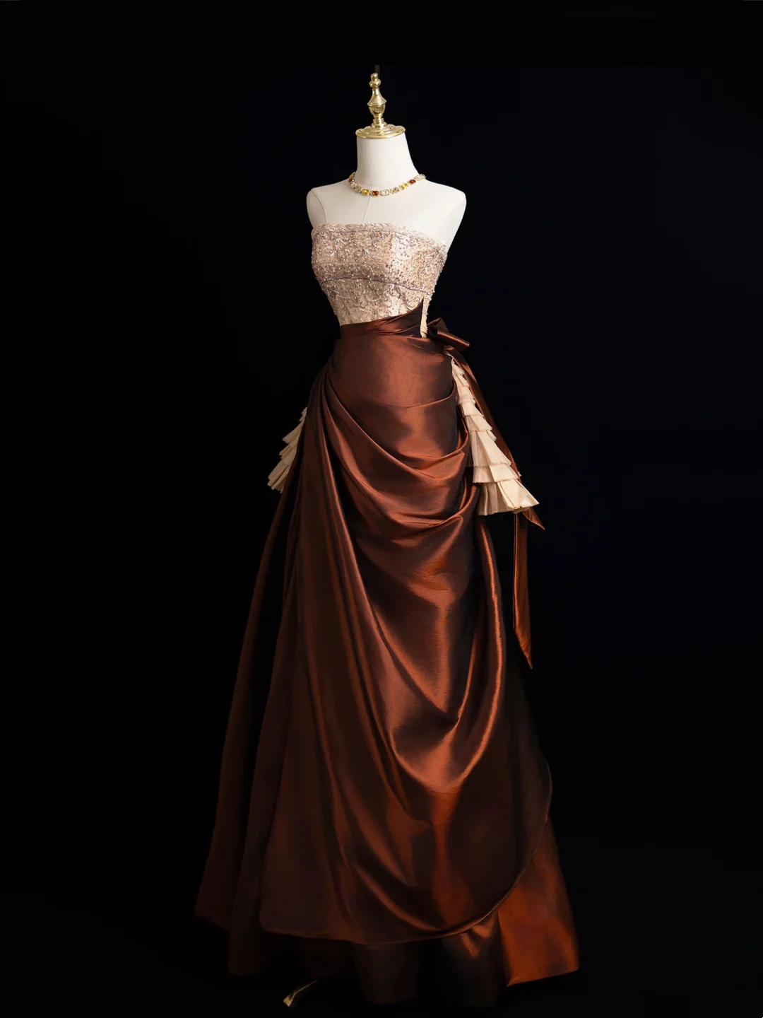 Vintage Ballkleid Trägerlos Braun Satin Lange Ballkleider Beeindrucken Sweet 16 Geburtstag Outfits Ballkleid RB1915