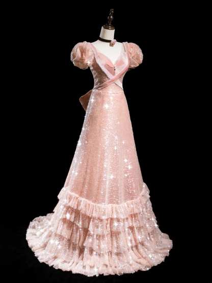 Robe de bal longue rétro en velours rose poudré à sequins, coupe trapèze, décolleté cœur. Idéale pour un 18e anniversaire. Robe de bal R1870
