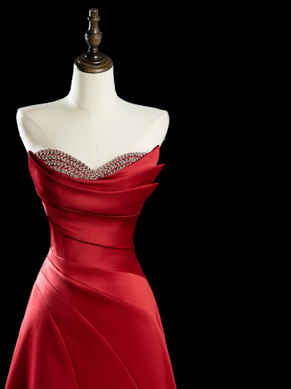 Schickes Ballkleid mit herzförmigem Ausschnitt und roten Satinperlen, Abschlussballkleider für Senioren, ästhetische Ballkleider, formelle Outfits, Abschlusskleid RB1946