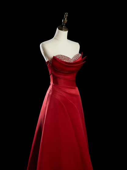 Schickes Ballkleid mit herzförmigem Ausschnitt und roten Satinperlen, Abschlussballkleider für Senioren, ästhetische Ballkleider, formelle Outfits, Abschlusskleid RB1946