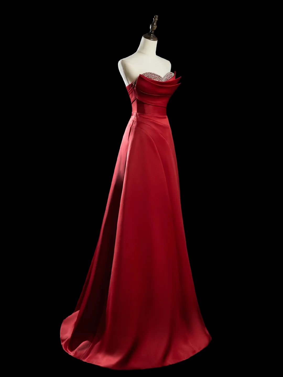 Schickes Ballkleid mit herzförmigem Ausschnitt und roten Satinperlen, Abschlussballkleider für Senioren, ästhetische Ballkleider, formelle Outfits, Abschlusskleid RB1946