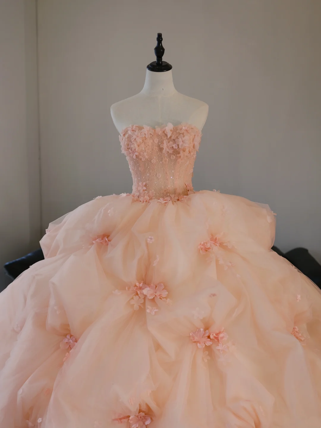Robe de bal bustier rose poudré en tulle fleuri, longue, idéale pour les 15-16 ans (AB595)