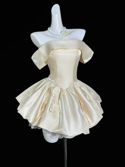 Unique Ball Gown Off The Shoulder Daffodil Yellow University Ideas Homecoming Dress Inspo Short Senior Party Cocktail Outfits RB7002