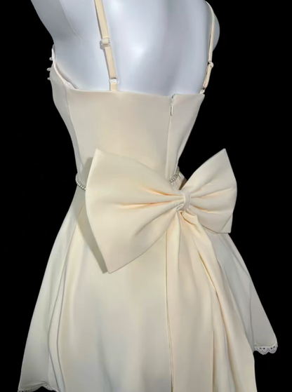 Cute A Line Spaghetti Straps Light Yellow University Ideas Homecoming Dress Inspo Short High School Senior Hoco Court Dresses RB7007