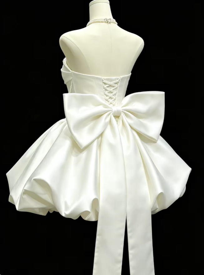 Unique Ball Gown Sweetheart White With Bow University Ideas Homecoming Dress Inspo Short Senior Party Cocktail Outfits RB7017