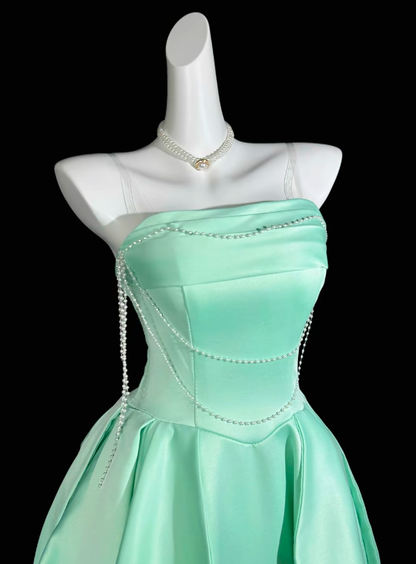 Charming Ball Gown Strapless Green Satin Mini University Ideas Homecoming Dress Inspo Short Birthday Dresses Senior Graduation Outfit RB7045