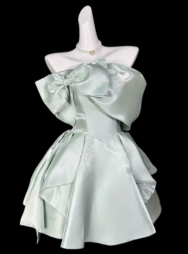 Unique Ball Gown Off The Shoulder With Sleeves University Ideas Homecoming Dress Inspo Short Senior Party Cocktail Outfits RB7046