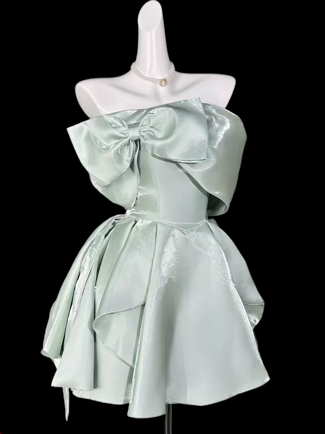 Unique Ball Gown Off The Shoulder With Sleeves University Ideas Homecoming Dress Inspo Short Senior Party Cocktail Outfits RB7046