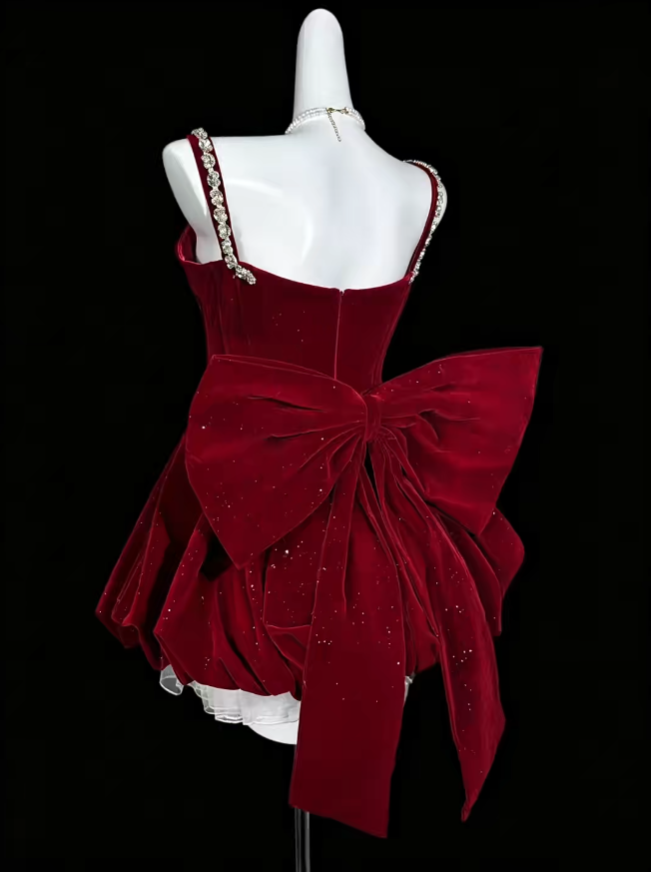 Modest Ball Gown Spaghetti Straps Red Velvet University Ideas Homecoming Outfits Inspo Senior Hoco Court Dresses RB7052