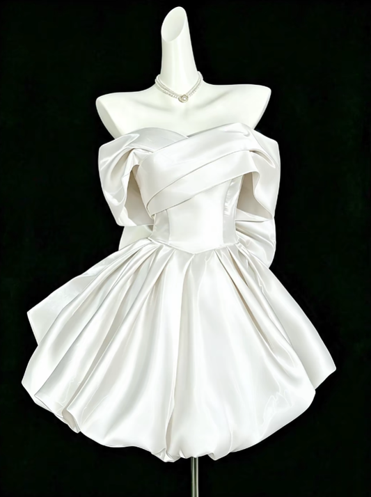 Unique Ball Gown Off The Shoulder White With Bow University Ideas Homecoming Dress Inspo Short Senior Party Cocktail Outfits RB7057