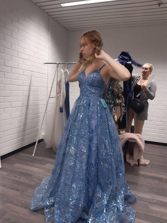 Elegant Ball Gown Spaghetti Straps Blue Sequins Prom Dresses Party Dress 20th Birthday Outfits Graduation Dress RB865
