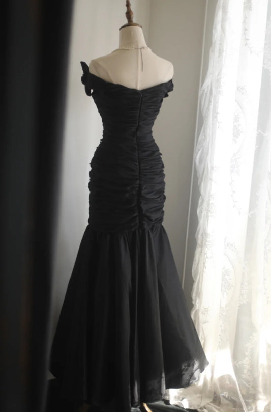 Classic Black Off Shoulder Tulle Mermaid Long Prom Dresses Formal Evening Dress with Pleats RF0396
