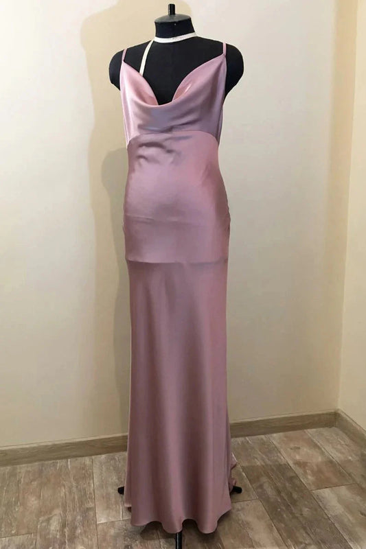 Staubiges lila Satin-Brautjungfernkleid mit langem Wasserfallausschnitt und Schlitz RF0426