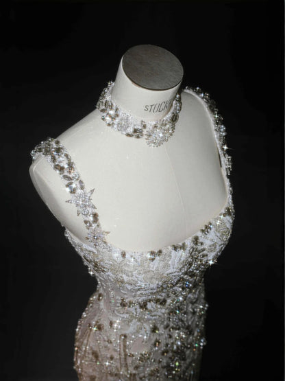 Einzigartiges goldenes, quadratisches Halsband mit Diamantperlen, figurbetontes, kurzes Ballkleid, wunderschönes Homecoming-Kleid RF0496