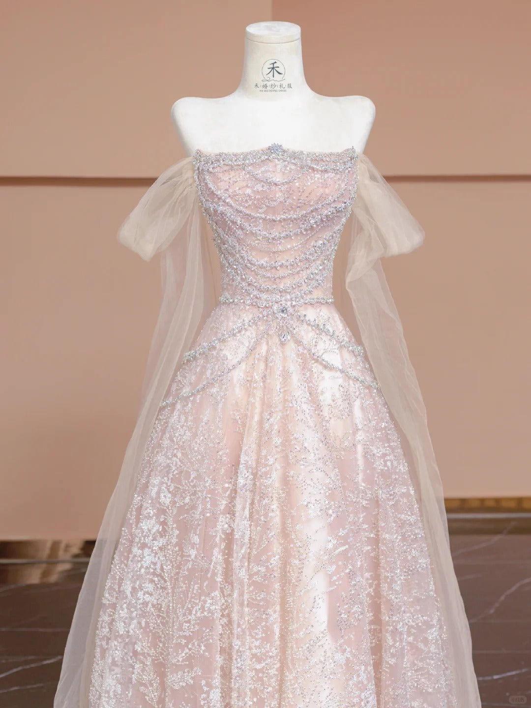 Cute Pink Off-the-shoulder A-Line Evening Gowns Gorgeous Sequin Beaded Tulle Wedding Dress RF0614