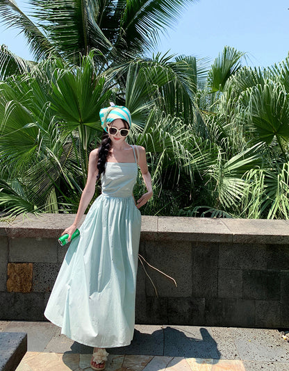 Süßes, mintgrünes, rückenfreies A-Linien-Sommerkleid mit Trägern RF0649