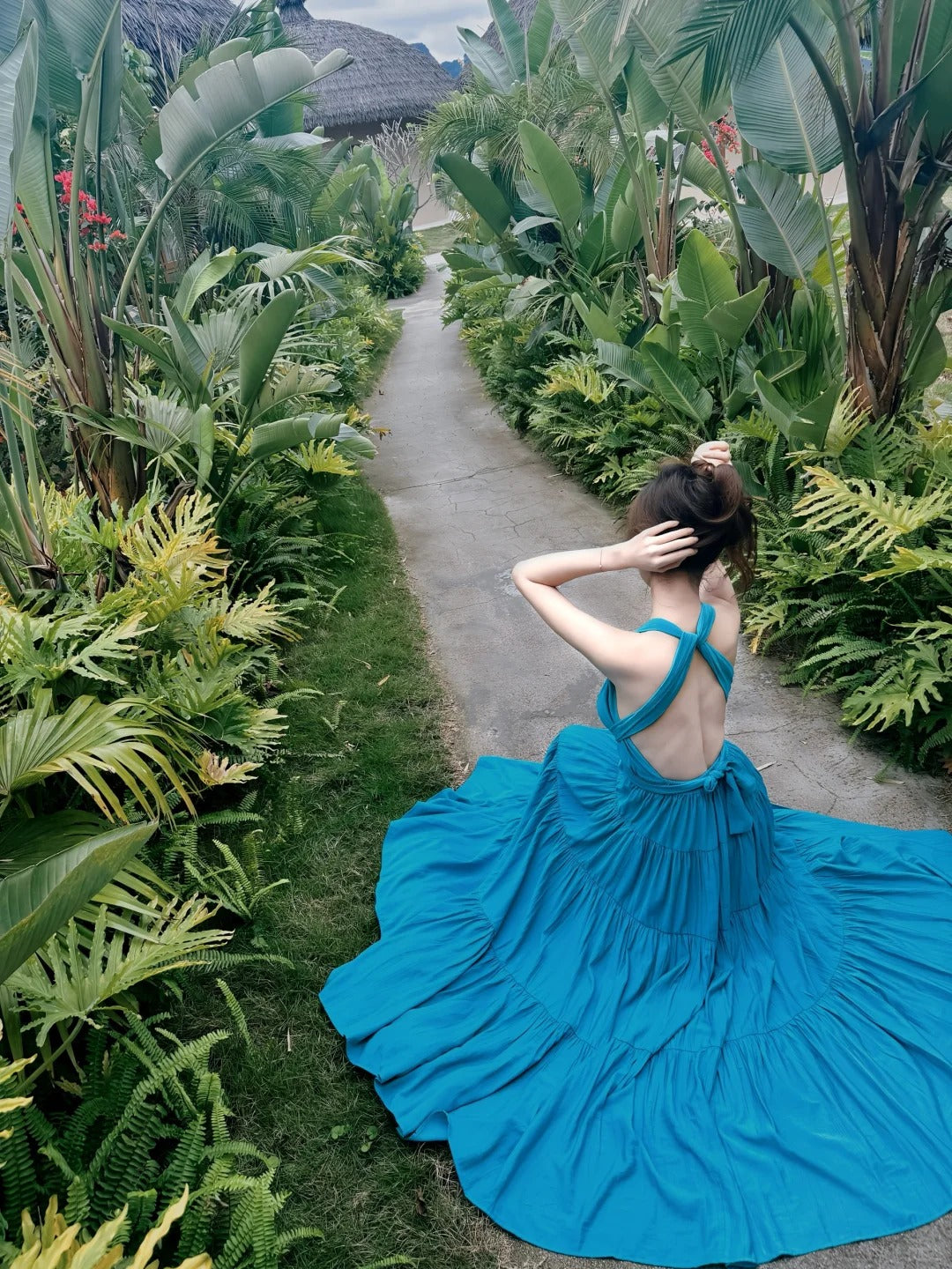 Wunderschönes blaues rückenfreies Sommerkleid in A-Linie mit V-Ausschnitt RF0710