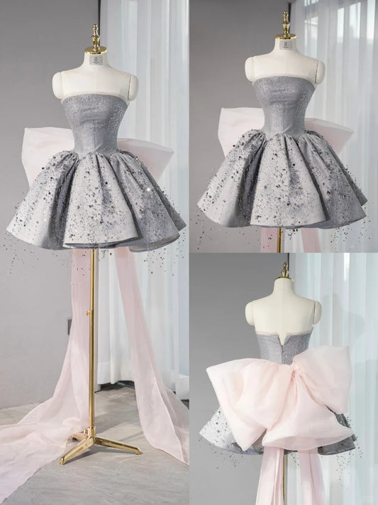 Süßes trägerloses A-Linien-Kurzballkleid mit Schleife RF0733