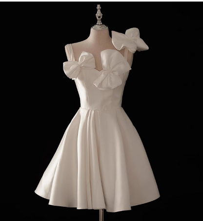 Sweet White Spaghetti Straps A-Line Satin Short Prom Dresses Homecoming Dress with Bow RF0737