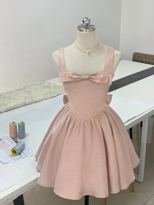 Süßes Rosa Quadratischer Ausschnitt A-Linie Satin Kurzes Partykleid Homecoming Kleid RF0752
