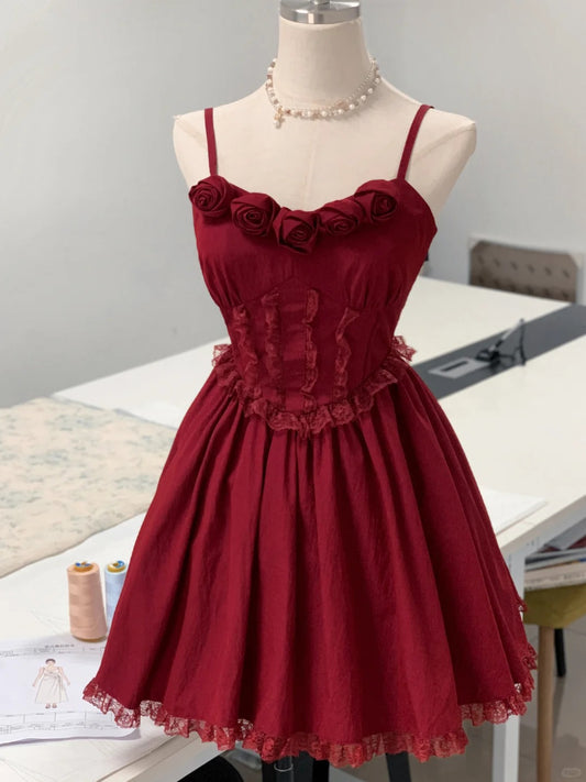 Elegantes Burgunder Spaghettiträger A-Linie Satin Kurzes Ballkleid Süßes Homecoming-Kleid RF0754