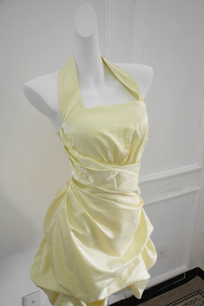 Soft Butter Yellow Halter Neck A-Line Taffeta Short Prom Dresses Fashion Homecoming Dress RF0755