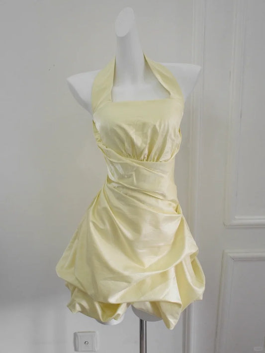 Weiches Buttergelb Neckholder A-Linie Taft Kurzes Ballkleid Mode Homecoming Kleid RF0755