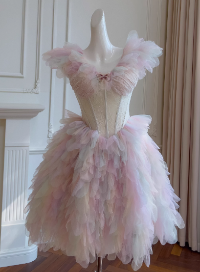 Märchenhafte bunte Rundhals-A-Linie Tüll kurze Ballkleider Homecoming-Kleider RF0783