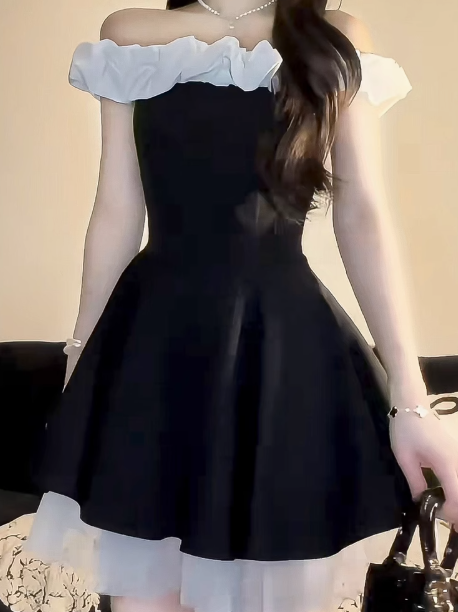Elegantes französisches schulterfreies schwarzes A-Linien-Kleid RF0792