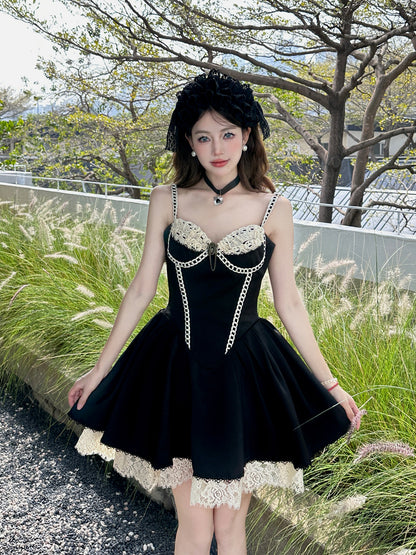 Süße schwarze Spaghettiträger A-Linie Spitze Satin kurze Ballkleider Homecoming Kleider RF0797