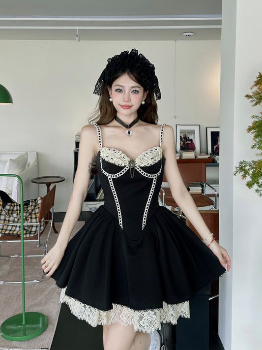 Süße schwarze Spaghettiträger A-Linie Spitze Satin kurze Ballkleider Homecoming Kleider RF0797