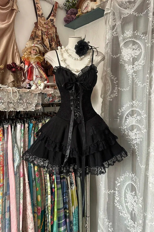 Süße Spaghettiträger Schwarzes A-Linie Tüll Spitze Kurzes Ballkleid RF0869