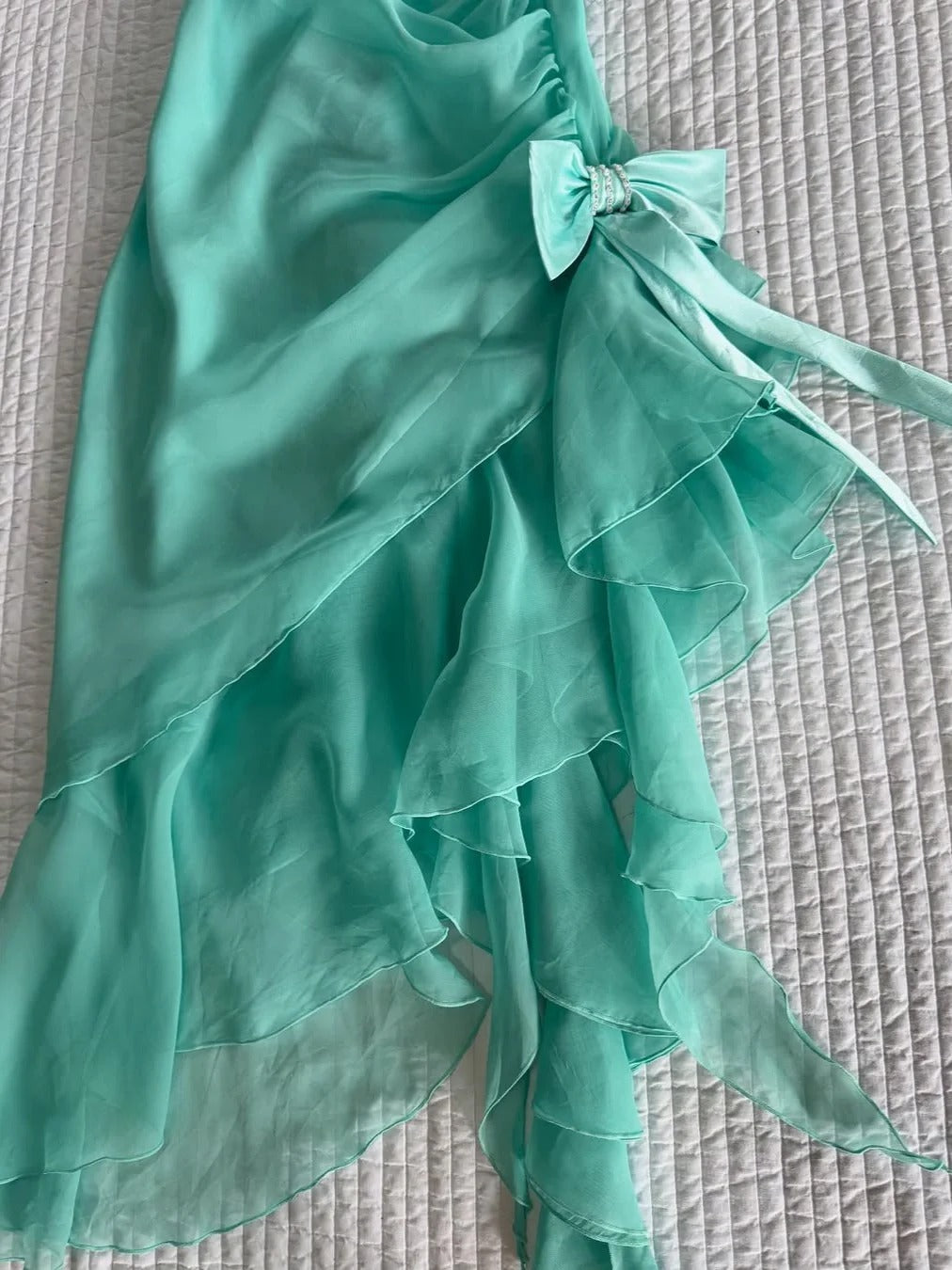 Atemberaubendes kurzes Partykleid aus Tüll in Tiffany-Blau mit Spaghettiträgern RF0871