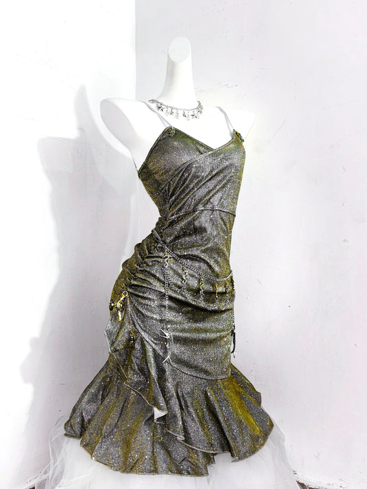 Wunderschönes olivgrünes Spaghettiträger-Etuikleid, kurzes Partykleid RF0889