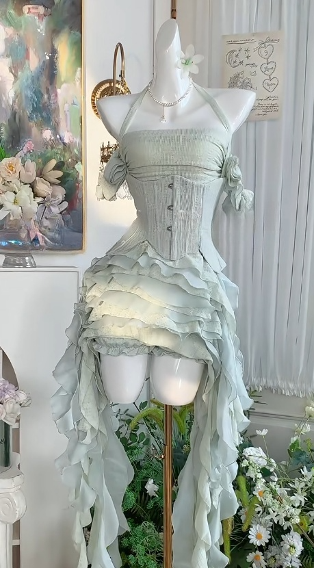 Wunderschönes grünes Neckholder-Bodycon-Chiffon-Kurzpartykleid RF0912