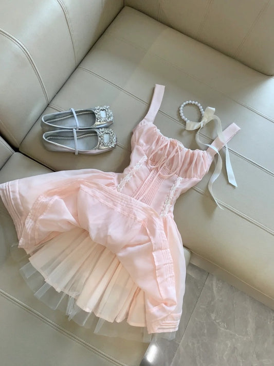 Wunderschönes rosa A-Linien-Kurzkleid aus Tüll mit quadratischem Ausschnitt RF0922