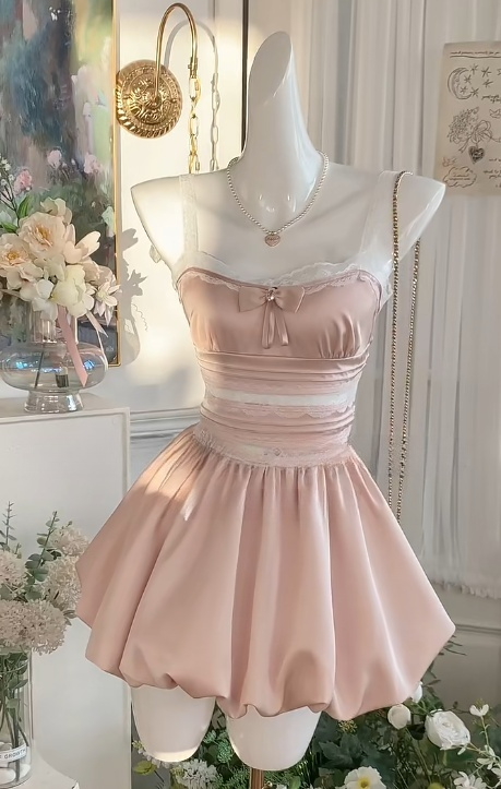 Süßes rosa Spaghettiträger A-Linie Spitze Satin Geburtstagskleid mit Schleife Mode Homecoming Kleid RF0929