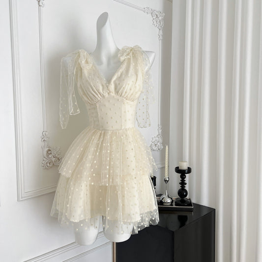 Süßes hellgelbes V-Ausschnitt A-Linie Tüll Kurzes Ballkleid Geburtstagspartykleid RF0938