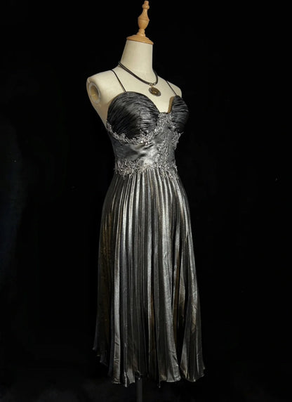 Belles robes de bal – Inspiration : Robe de soirée formelle pour femme en satin gris coupe trapèze à fines bretelles avec dentelle, longueur thé N3204