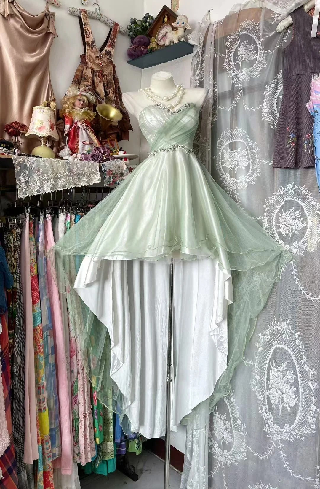 Charmantes Robes de Bal Haut-Bas Bustier Vert Tulle Longues Tenues de Soirée N3593