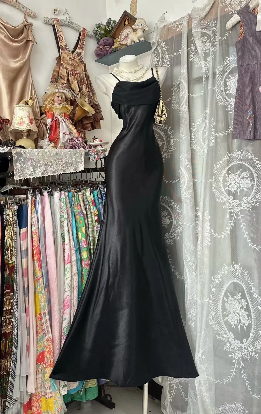 Vintage-Abendkleider im Meerjungfrauen-Stil mit Spaghettiträgern, schwarzem Satin, lang, inspirierend, formelle Partykleider N1963