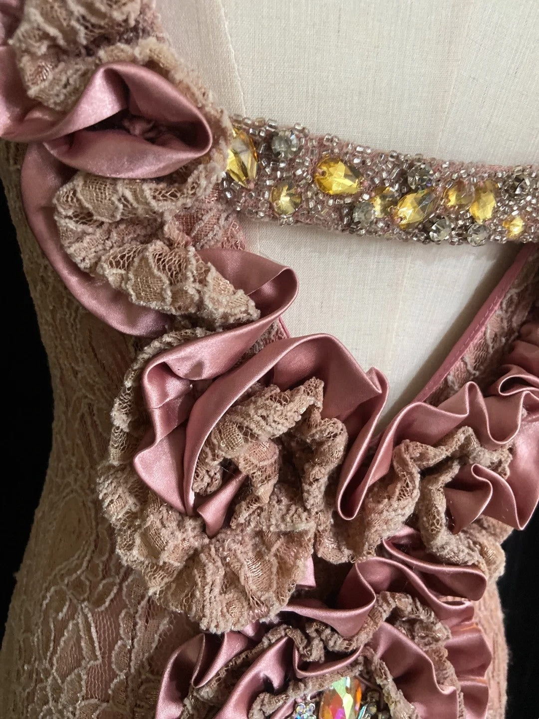 Robes de bal vintage, inspiration sirène, décolleté en V, dentelle rose années 90 avec volants, robes de soirée formelles N3316
