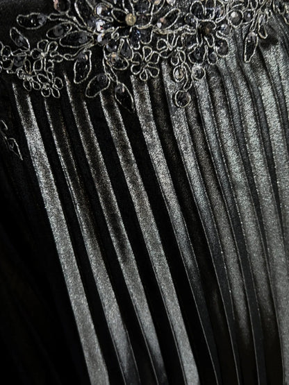 Belles robes de bal – Inspiration : Robe de soirée formelle pour femme en satin gris coupe trapèze à fines bretelles avec dentelle, longueur thé N3204