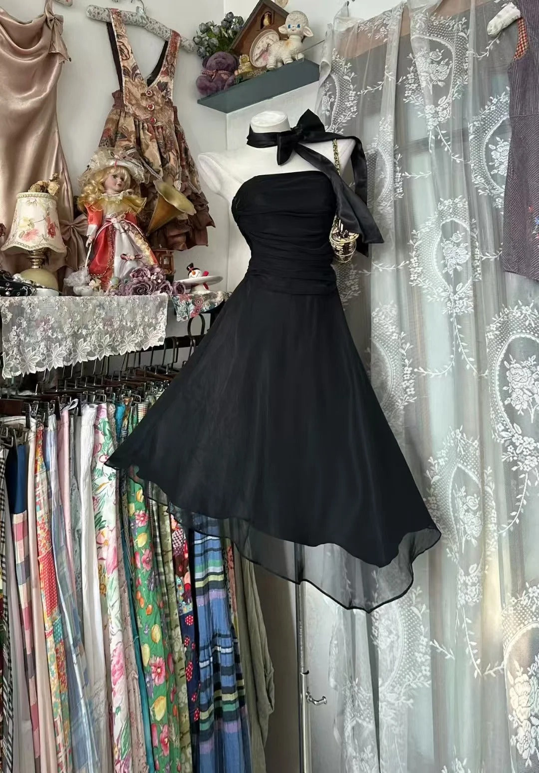 Robe Courte Sexy sans Bretelles en Mousseline Noire Coupe A pour Cérémonie de Remise de Diplôme, Anniversaire, Soirée de Retrouvailles N3712