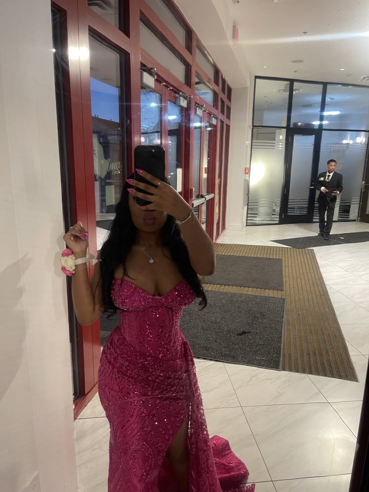 Modest Prom Dresses Mermaid Sweetheart Hot Pink Sequined For Black Gilrs Long Formal Dress RC1350