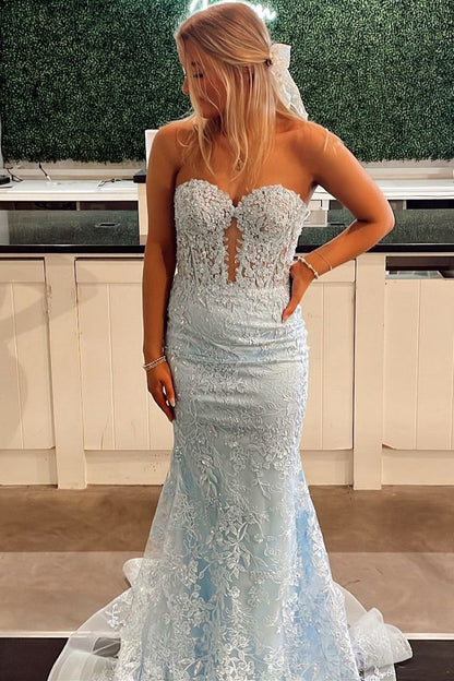 Robe de bal longue trompette à décolleté en cœur et application de dentelle - Inspiration pour une tenue de soirée N248